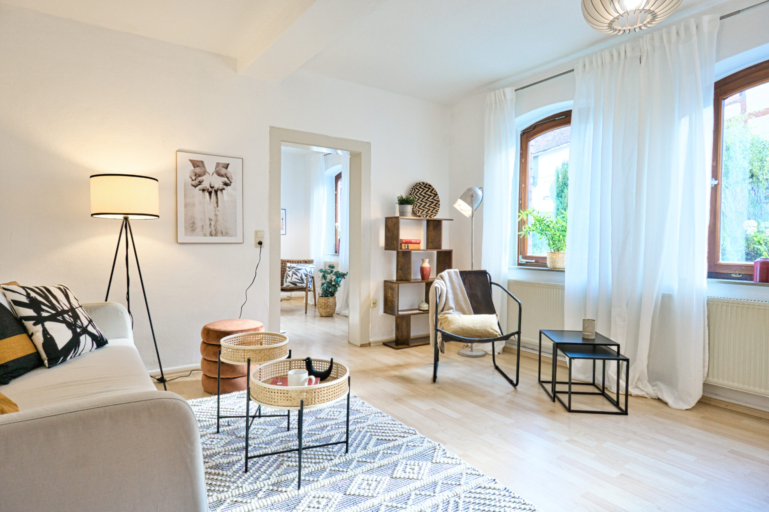 Home l 01 dsc4158