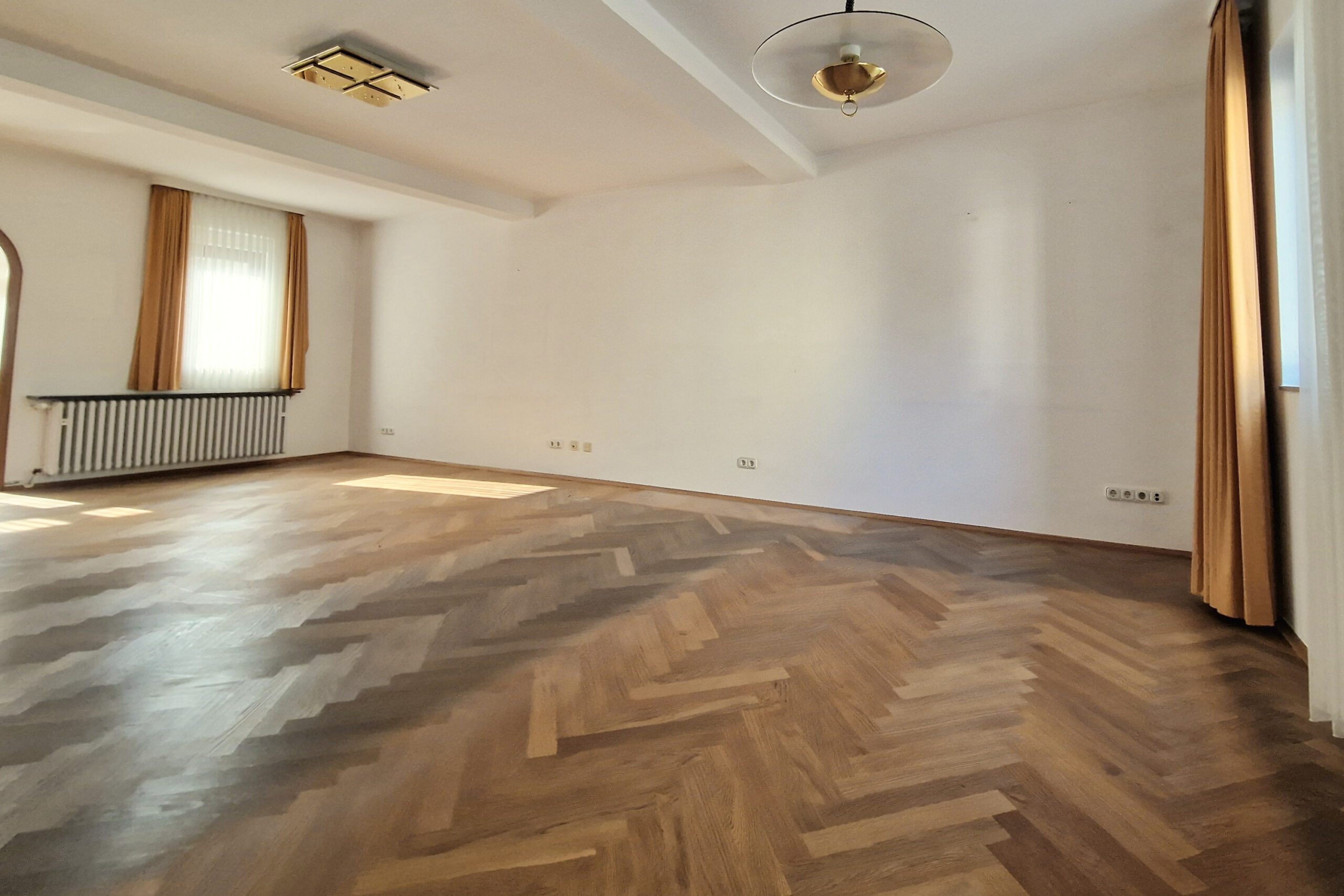 Home l 14