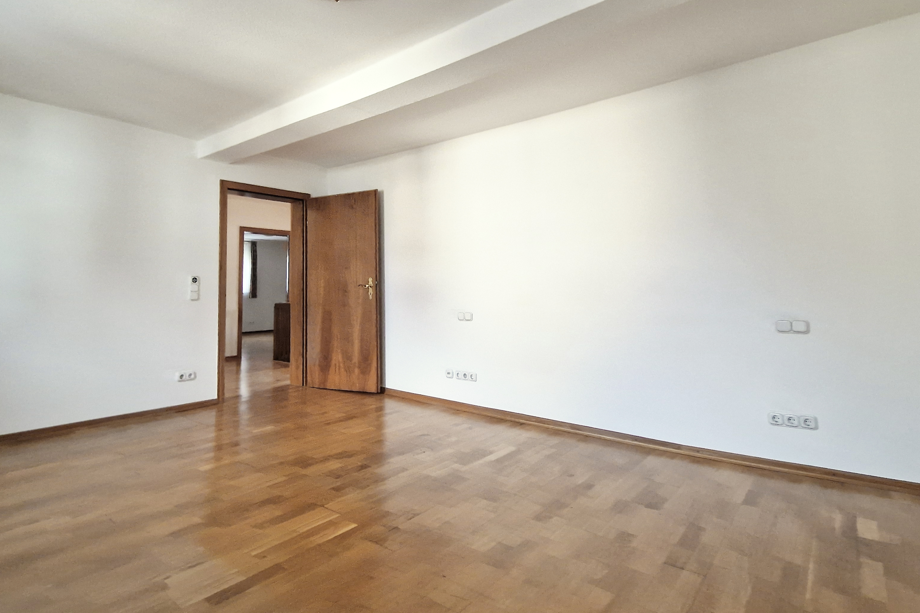 Home l 25